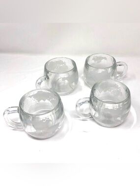Circa 1970s THE NESTLE CO. 4 glass globe mugs